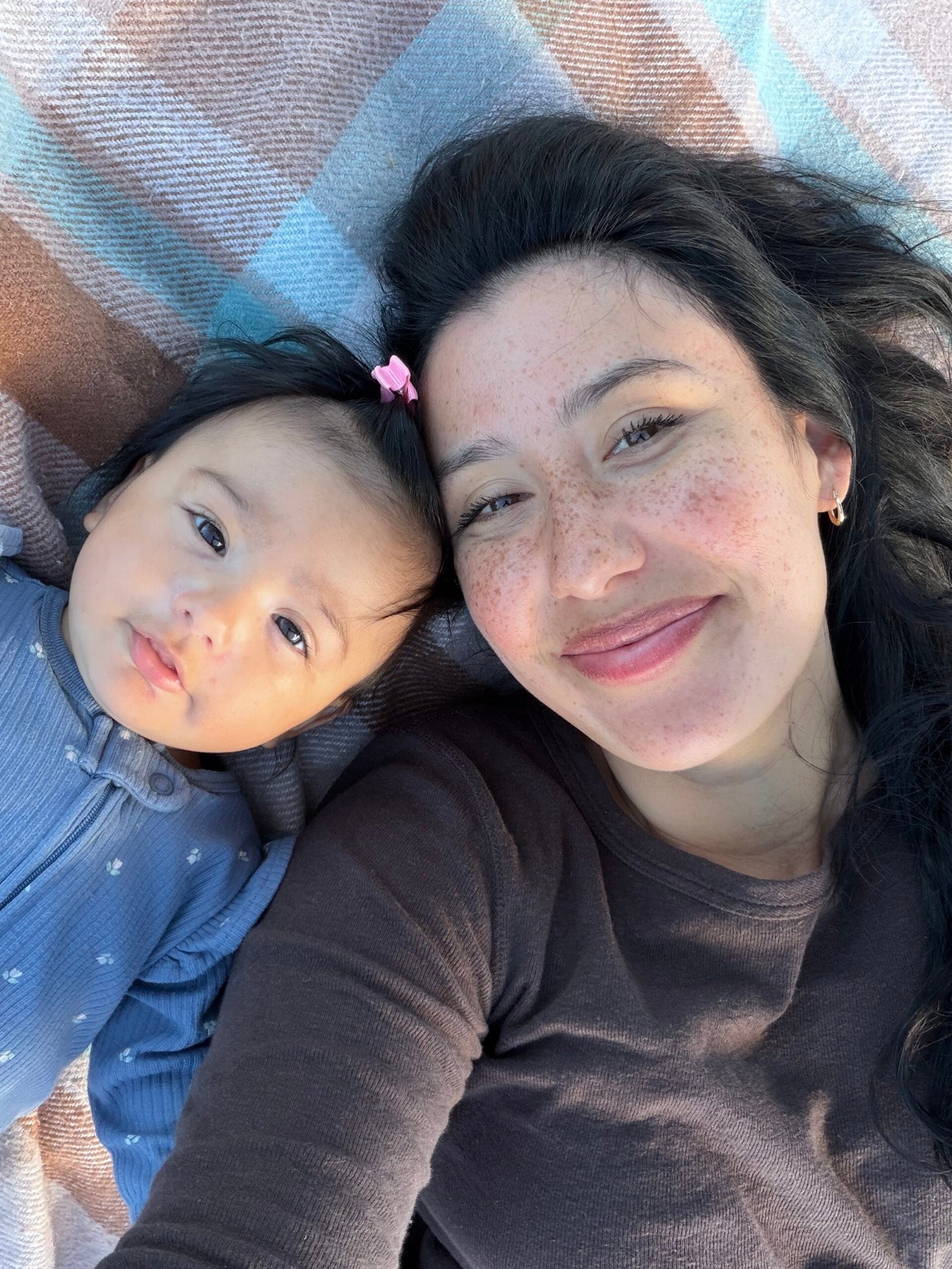 Navigating the Shift to a Three-Child Household: Personal Milestones and the Socioeconomic Dynamics of Expanding Families