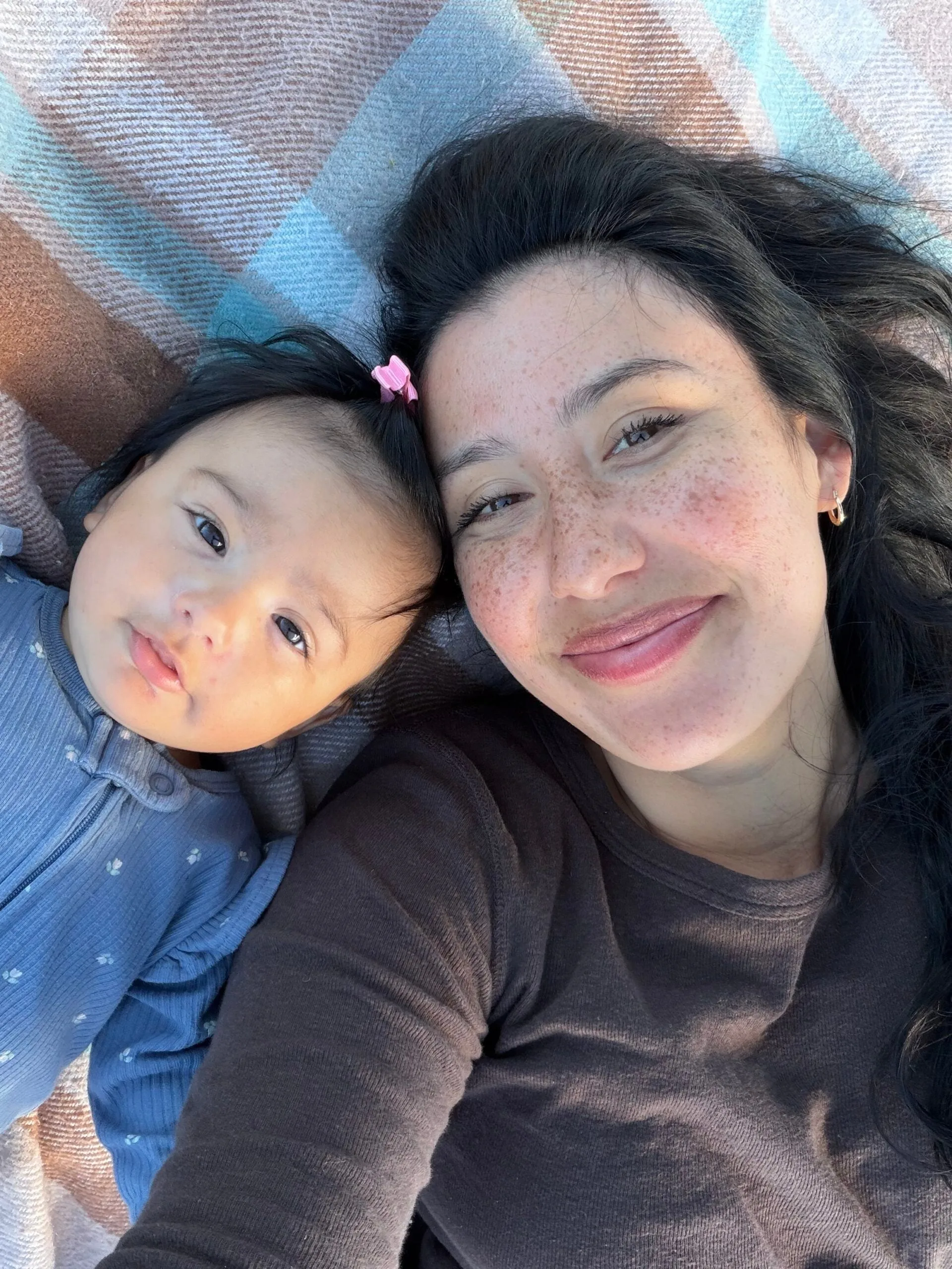 Navigating the Shift to a Three-Child Household: Personal Milestones and the Socioeconomic Dynamics of Expanding Families