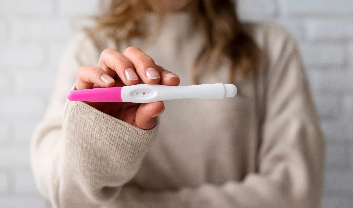 Navigating Pregnancy Tests: Understanding Accuracy, Types, and Timelines for Early Detection