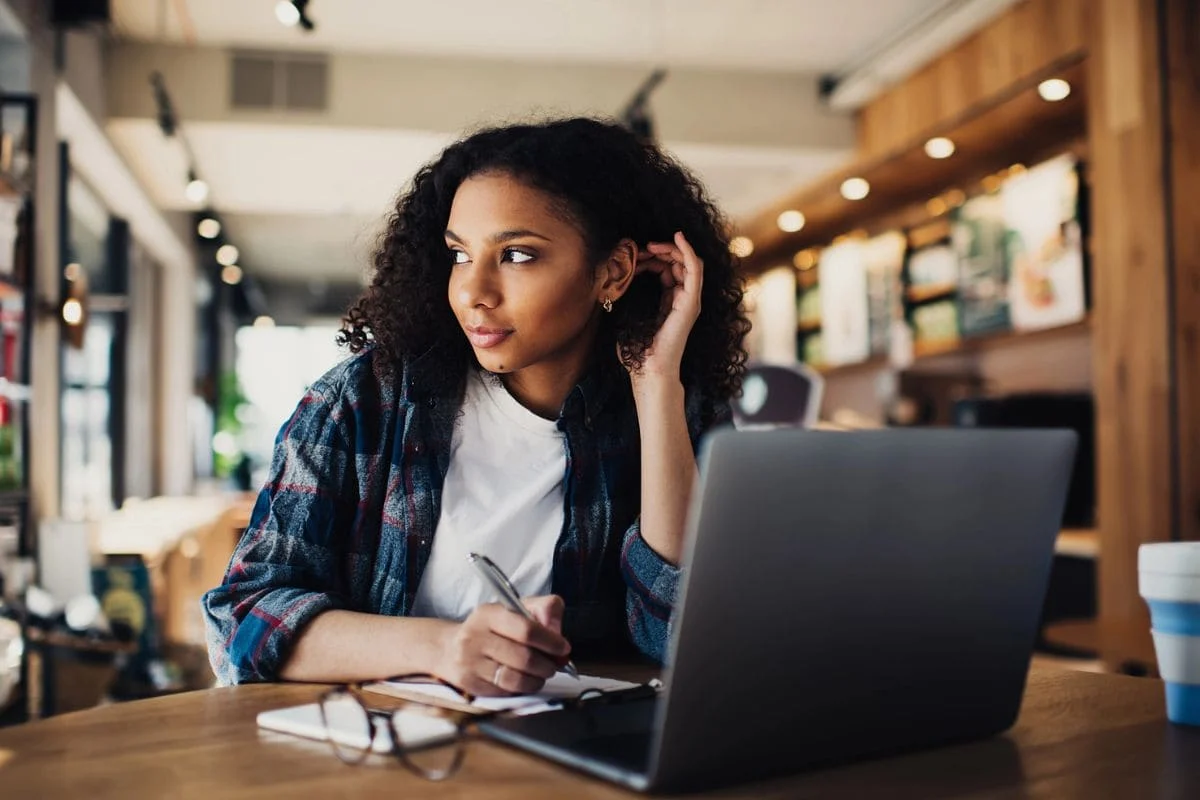 Transforming Your Passion for Poetry into Profit: A Comprehensive Guide to Monetizing Your Verse