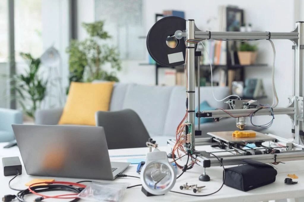 Mini Machines, Maximum Profits: Leveraging Compact Technology for Entrepreneurial Success