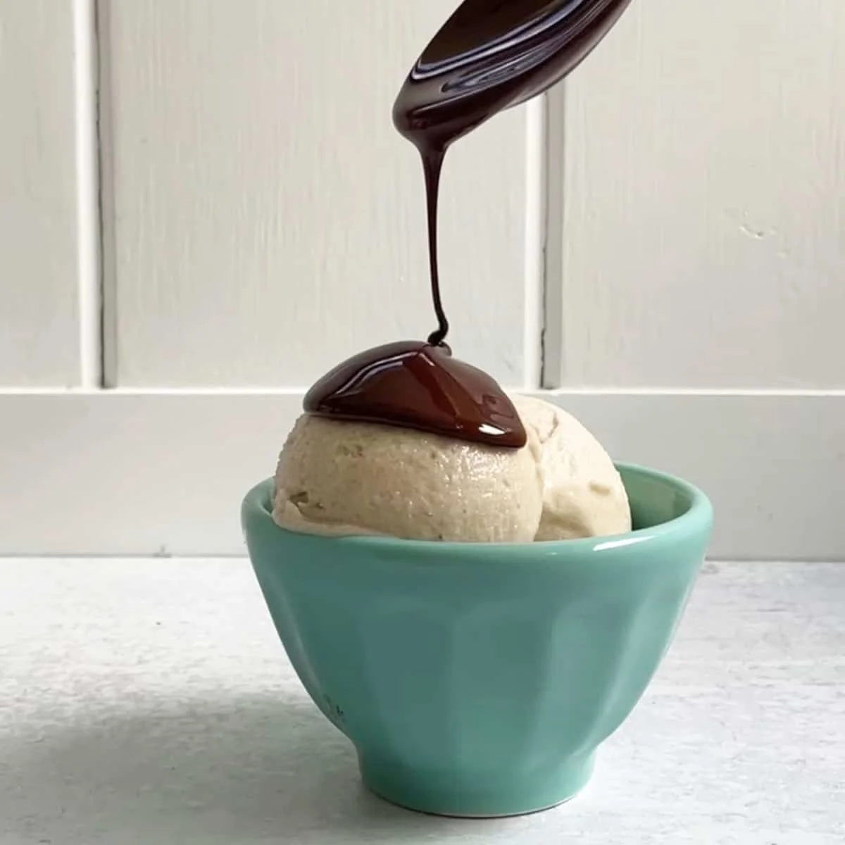 The Comprehensive Science and Culinary Application of Homemade Magic Chocolate Shell Toppings