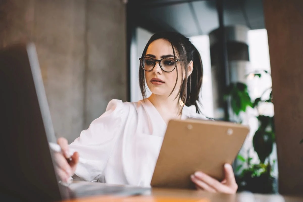 Navigating the Modern Job Market: Essential Strategies for Crafting a Standout Resume