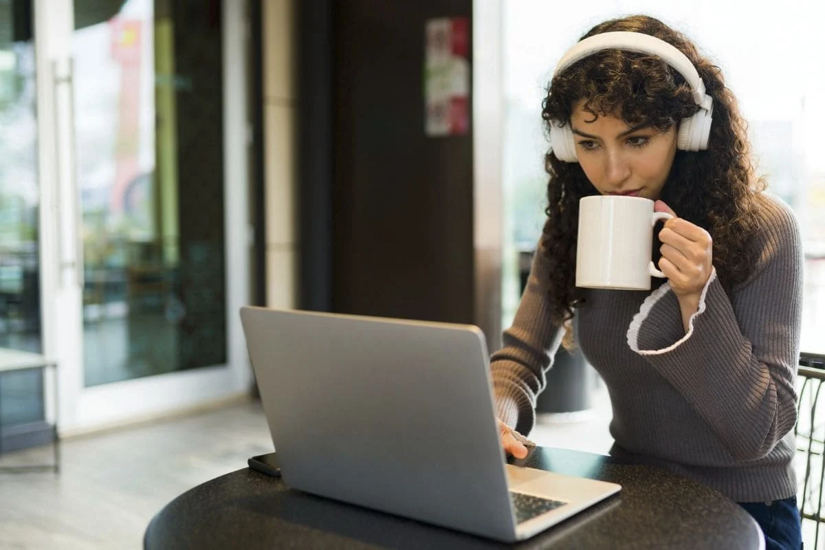 The Rise of Quiet Remote Jobs: Opportunities for Introverts and Non-Talkers in the Digital Age